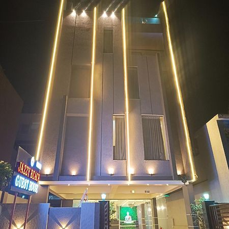 Jazzy Beach Guest House Вишакхапатнам Экстерьер фото