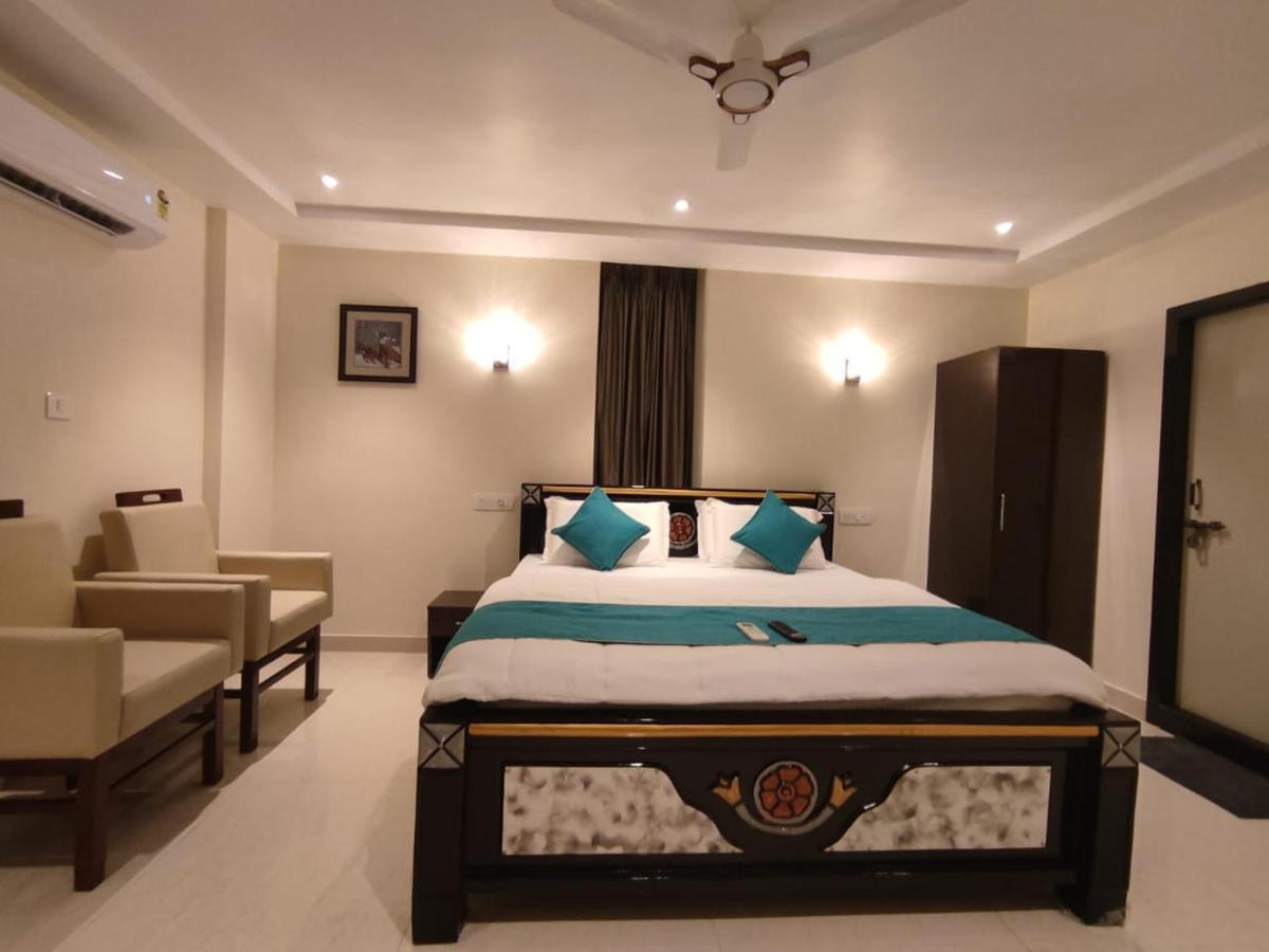 Jazzy Beach Guest House Вишакхапатнам Экстерьер фото